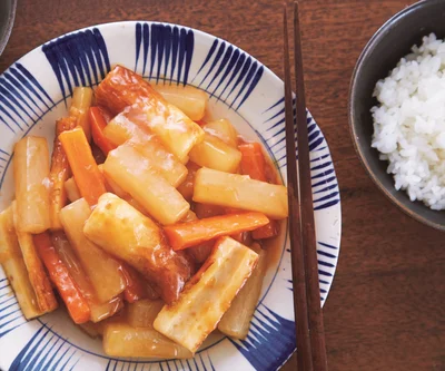 ご飯がどんどん進む！「大根とちくわの甘酢炒め」