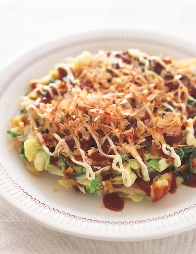 冷蔵庫にあるもので人気メニューが完成！「ちくわのお好み焼き」