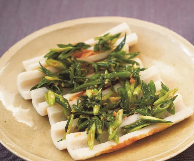 しっかり味のねぎみそがちくわと好相性「ねぎみそちくわボート」