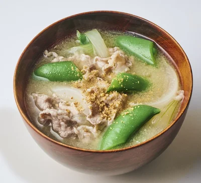 豚こまの「うす塩保存」を豚汁に