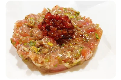 キハダマグロのタルタル