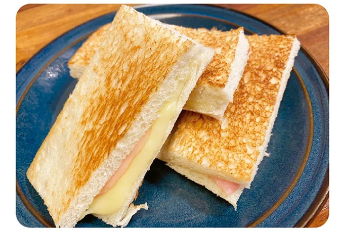 ハムとチーズの焼きサンド