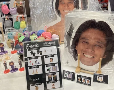 QVCでカリスマ的な人気を誇る、ファッションブランドプロデューサーのグッズ販売も！