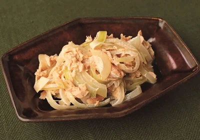 レンチンで時短料理「玉ねぎのツナマヨあえ」