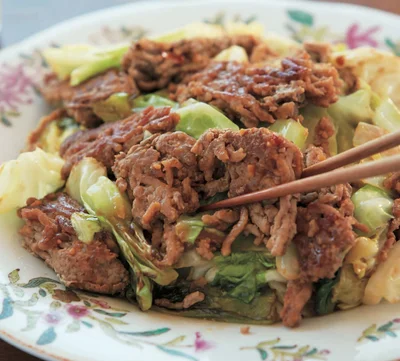 ひき肉は細かくほぐさないのでラクなうえに食べごたえ満点「でかそぼろ回鍋肉」