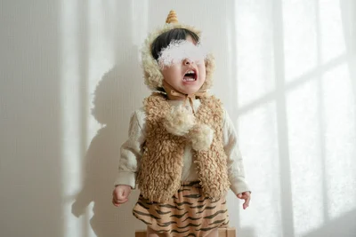 角がかわいいです！▶（⇒次からは、読めば育児が楽しくなる！令和生まれのメンタルつよつよ系女子の爆笑コミックエッセイ『しおさん1歳 令和ギャル爆誕の道のり』を試し読みできます！）