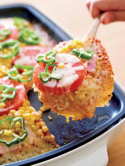 ご飯からはみ出たチーズがカリカリ！