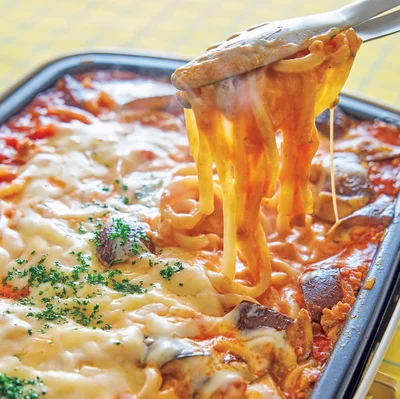 しゃぶしゃぶやうどんも！アレンジ広がる「ホットプレートで映えごはん」2品