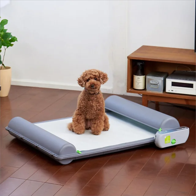愛犬のトイレに大革命！ 汚れたシーツを自動で巻き取る機能を搭載