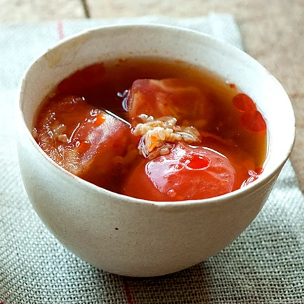 しょうゆ麹とトマトでダブルのうまみ！「トマトのしょうゆ麹スープ」