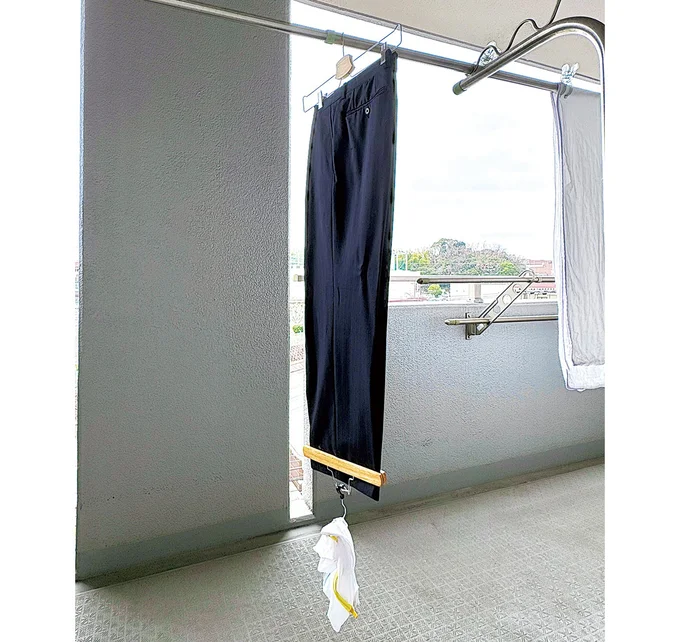 パンツはおもりをつけて干す