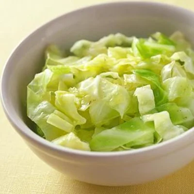 【関連レシピ】キャベツのシンプルサラダ