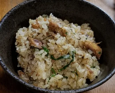 【写真】Twitterで試してみた人が続出した「サバ缶の炊き込みご飯」