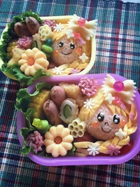 卵焼きの三つ編みで「ラプンツェル」ヘアの完成【キャラ弁】