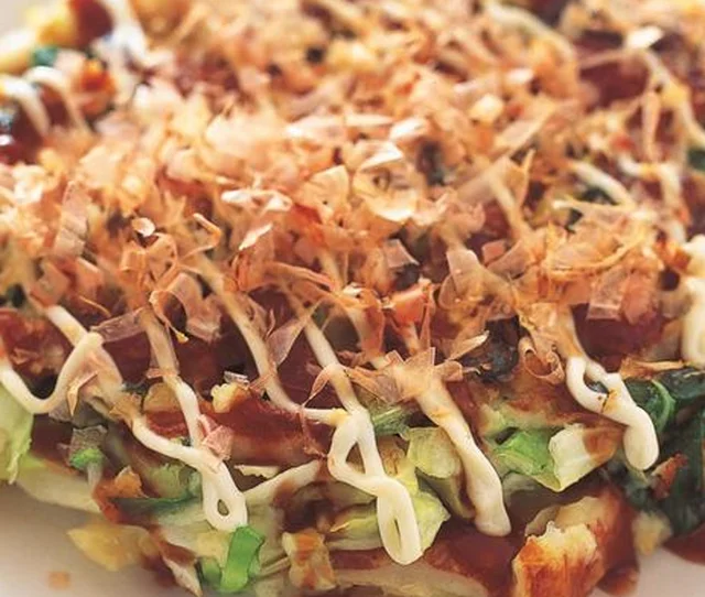 「えっ、これ“いか”じゃないの！？」ちくわを縦に切るだけでお好み焼きがお店級の満足感に！