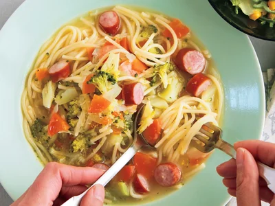野菜たっぷりスープパスタ
