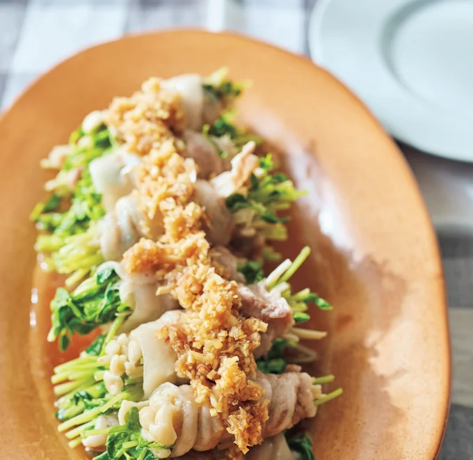 えのきの快腸パワーを存分に!「豆苗とえのきの肉巻きレンチン蒸し」【まるさんの腸活ダイエット】