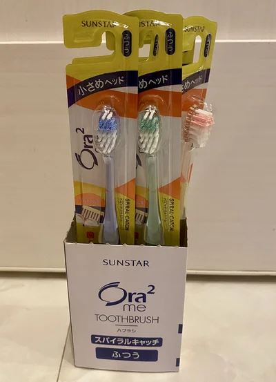 Ora2(オーラツー) ミー 歯ブラシ スパイラルキャッチ [コンパクトヘッド ふつう] 6本パック まとめ買い：口の小さい子どもにも