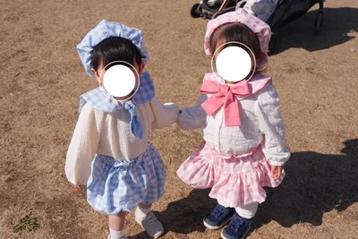 大きなリボンがかわいいですね！▶今はイヤイヤ期ではなく、なんでなんで期の前兆？（⇒次へ）