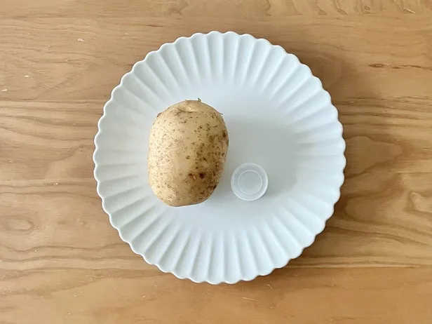 じゃがいもを用意したら…(▶次へ)
