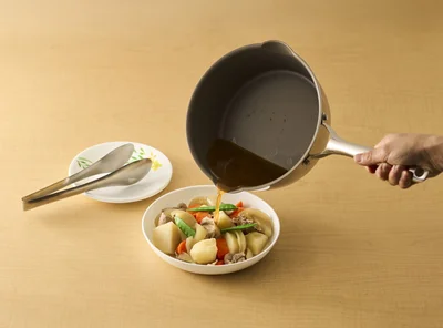 お水やお出汁を一滴も使わない肉じゃが