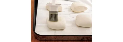 全体にハケでみりん油をぬる