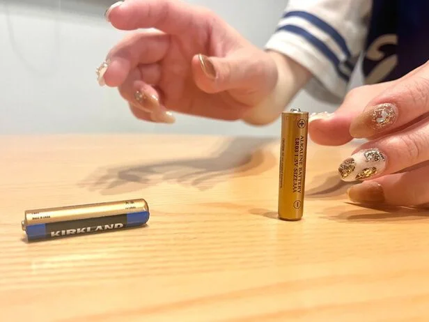平らな場所に落として自立すれば残量があるサイン!目安として参考にしよう