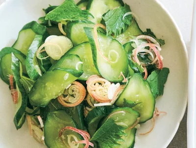 薬味で爽やかさアップ！「浅漬けきゅうりと香り野菜のさっぱりあえ」