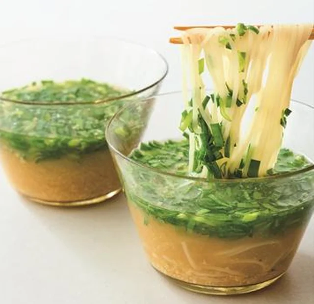ちょっぴり手を加えてそうめんがランクアップ「にらみそつゆ」