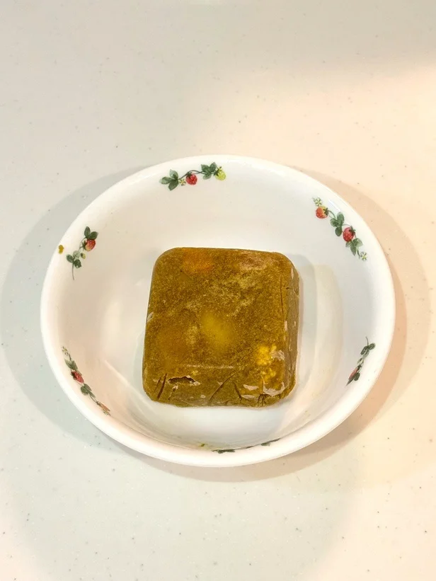 スルッとカレーが出てくる!(▶次へ)