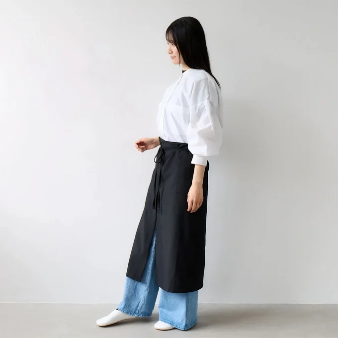 男女問わず使いやすい「シックなギャルソンエプロン」