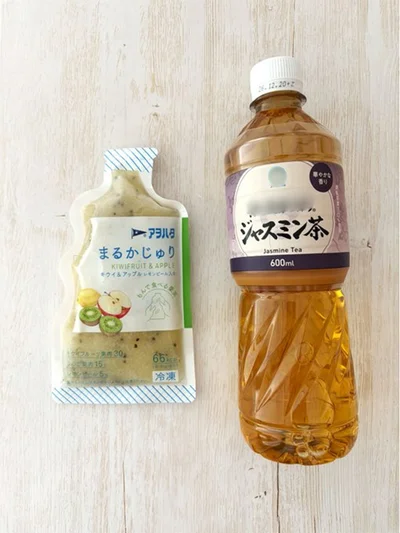 いつものお茶があっという間にスペシャルに▶（次画像からはSNSでも話題！料理初心者でもトライしやすいレシピが人気のコミックエッセイ『眠れぬ夜はケーキを焼いて2』が読めます）