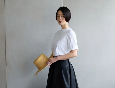 「毎日洗えてサマになる、大人のためのゆったりＴシャツ」