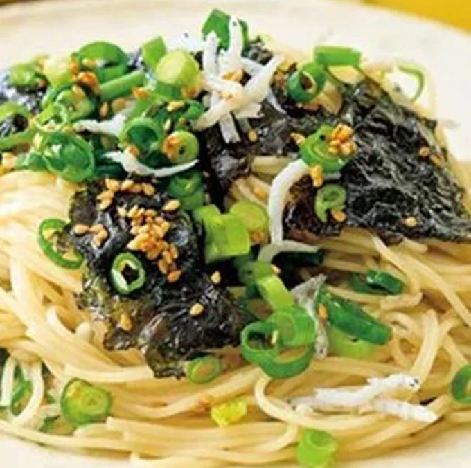 「韓国のりとしらすのあえそうめん」