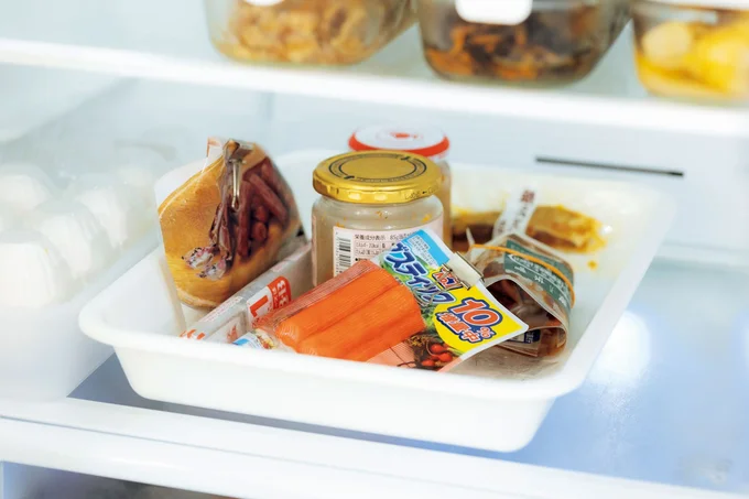 開封ずみの食材や、たまにしか使わない調味料は忘れがちなので、賞味期限内であっても早めに食べ切ることが大事