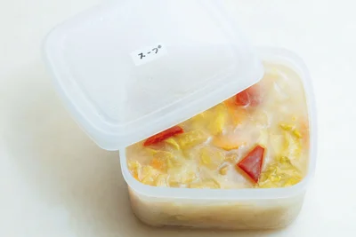 野菜室は定期的に空にすること。残り野菜はスープにして冷凍保存を！