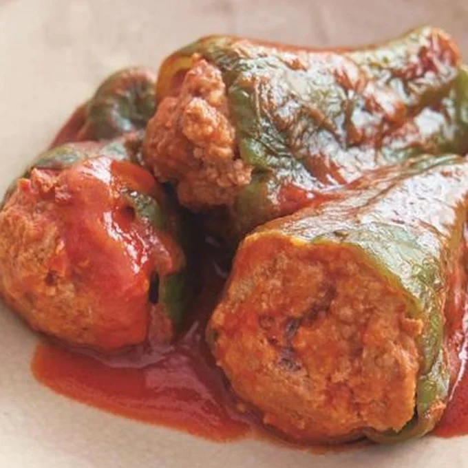 ピーマンの肉詰めトマト煮