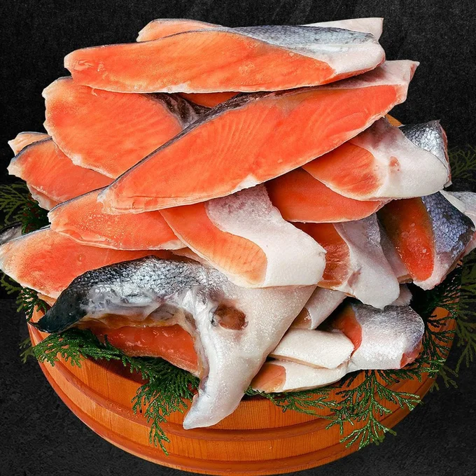有塩or無塩が選べる!⇒銀鮭 切り身 業務用 たっぷり2kg(1kg×2袋) (【a】有塩切り身)