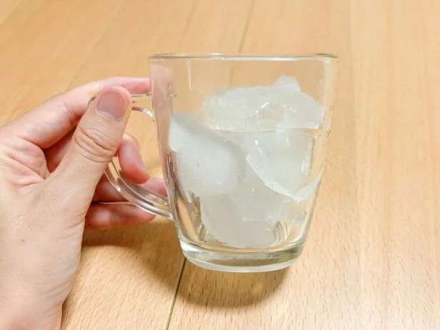 ロックアイス風の氷が完成(▶次の裏ワザを見る)