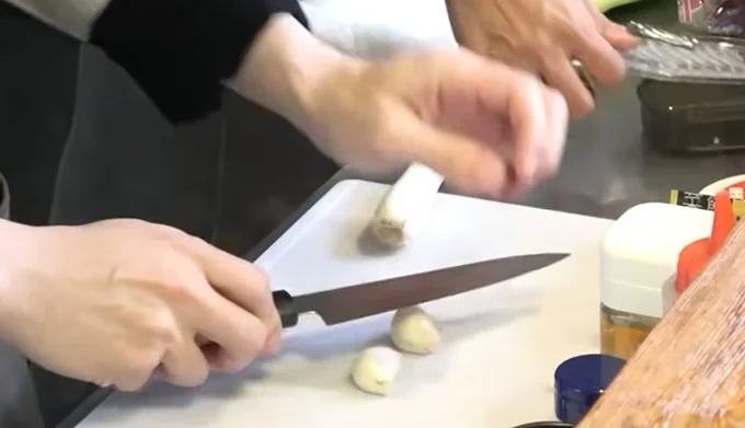 にんにくは2かけ