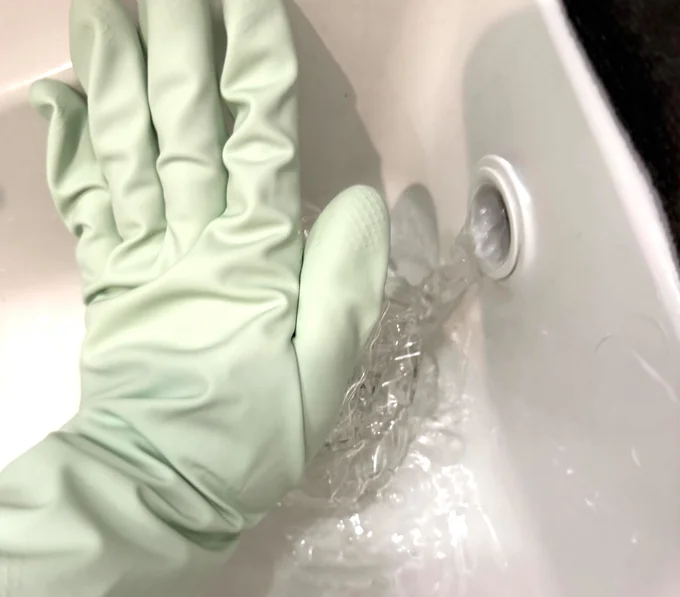 洗面台の排水口をきれいにする方法とは？（▶次へ）