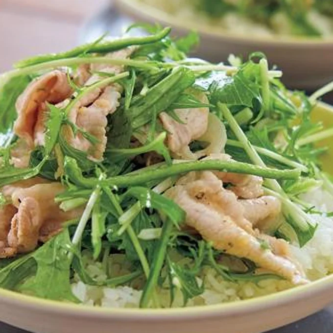「野菜たっぷり豚しゃぶ丼」