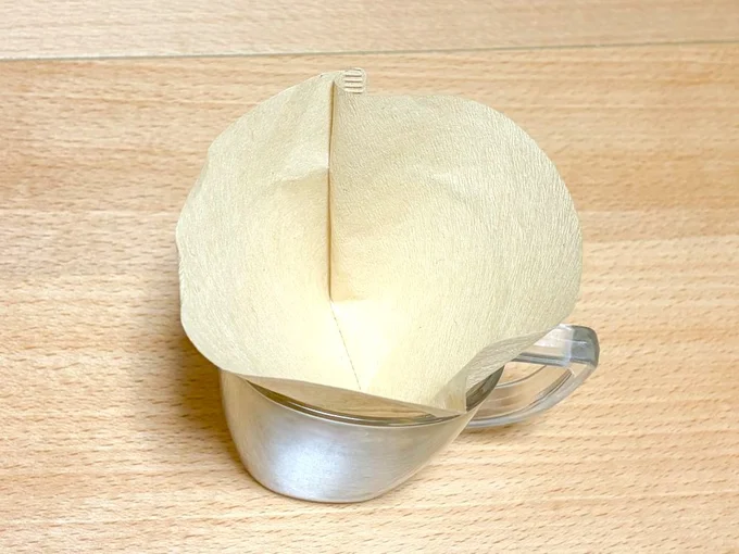 コーヒーフィルターを開いて…(▶次へ)