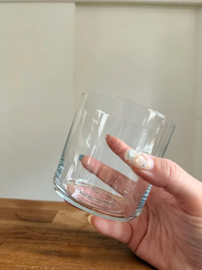 円柱型のグラス▶丸い氷が作れるアイテム