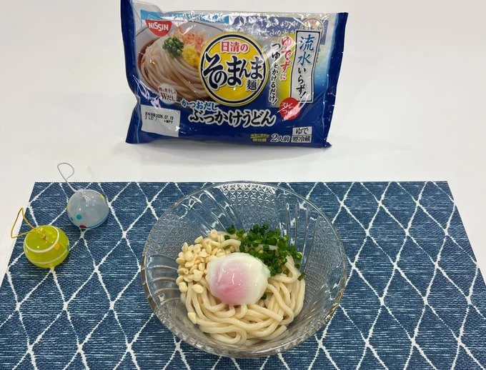 火も水も使わず10秒で完成!「日清のそのまんま麺 かつおだしぶっかけうどん」