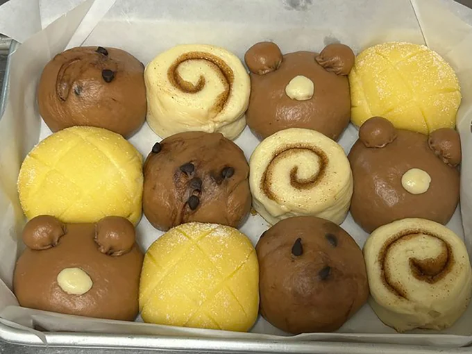 クマパン焼く前▶焼きたては次の画像です(⇒次へ)