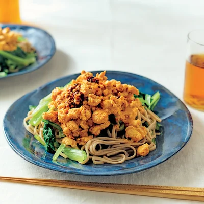 とり肉とごまがダブルで疲れをリフレッシュ！「ささ身と小松菜の担担（タンタン）そば」
