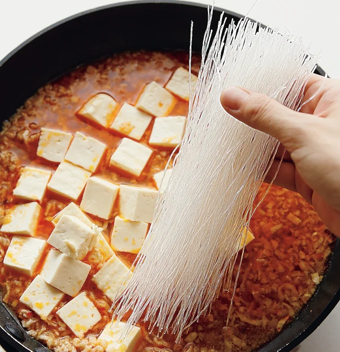はるさめは煮汁をなじませて。「切り干しはるさめin麻婆豆腐」
