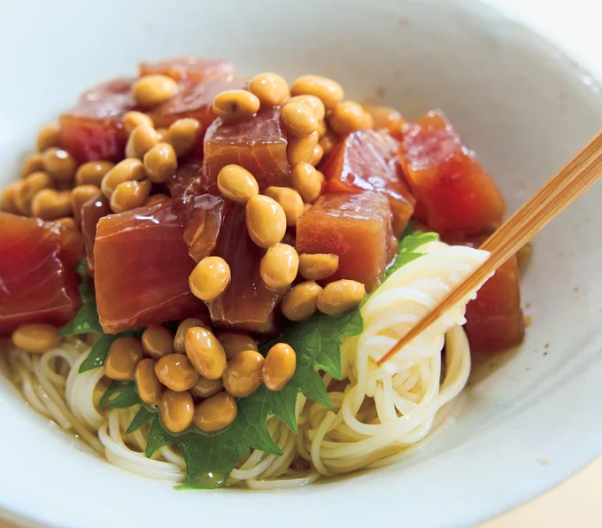 かつおと納豆のぶっかけそうめん