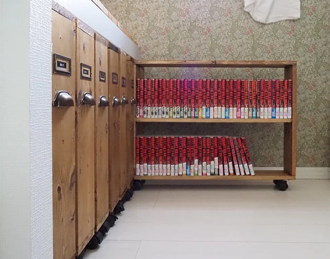 キャスター付きの本棚をDIY